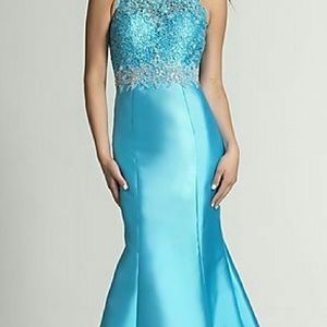 FINAL PRICE!! Dave and Johnny Gown - Size 2