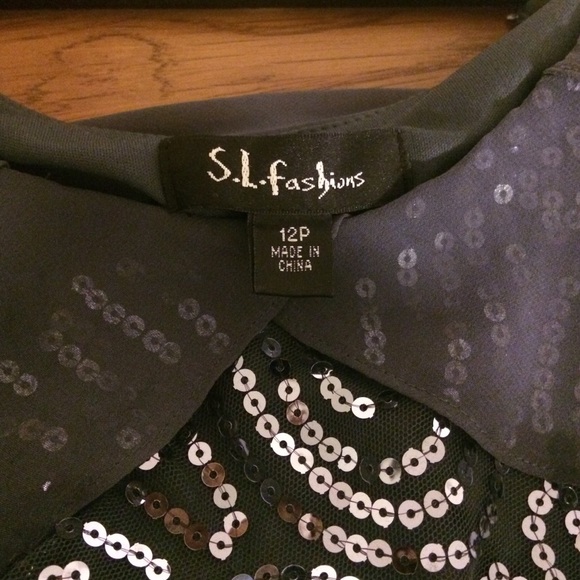 Pewter dress with sequins - Picture 4 of 4