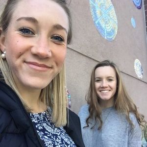 Meet your Posher, Alexis