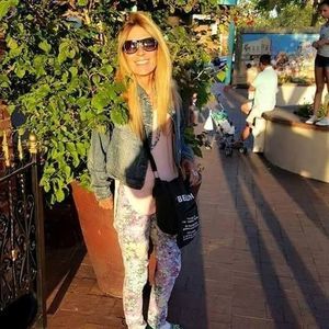 Meet your Posher, Candace