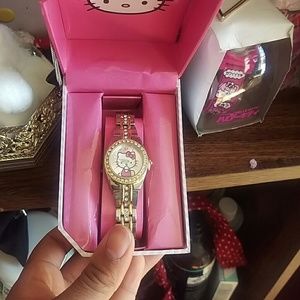 Hello Kitty gold watch