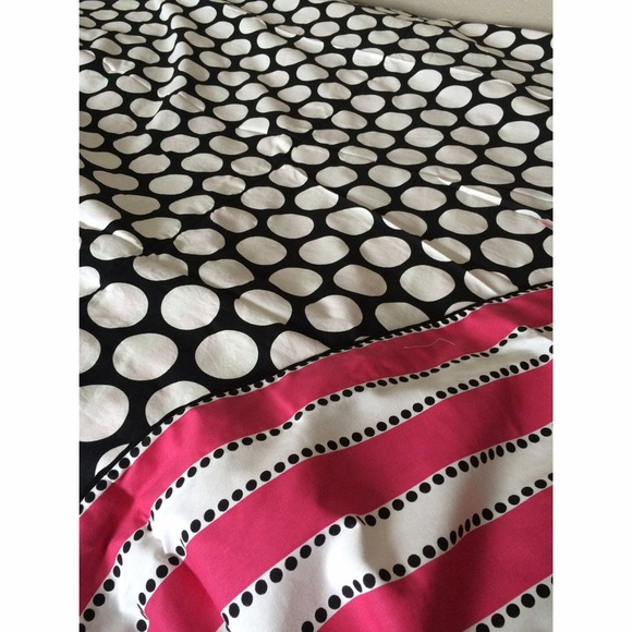 NEW Pink Custom Duvet Cover & Pillow Shams Bedding - Picture 2 of 2