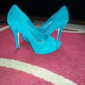 Women's shoes