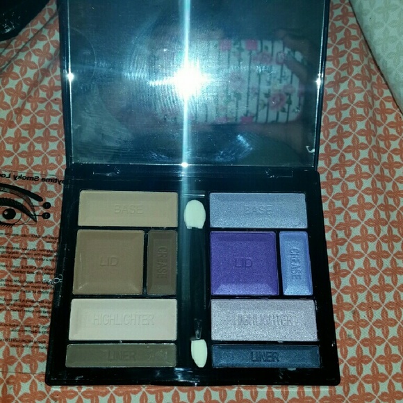 Makeup bundle!π - Picture 2 of 4