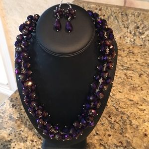 Purple necklace and earrings💕
