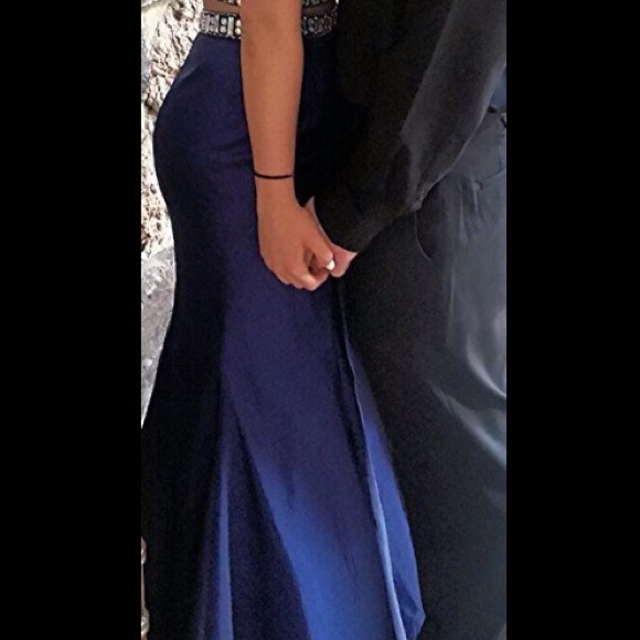 Prom Dress - Picture 2 of 4