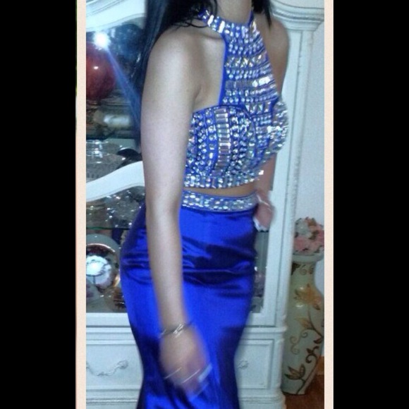 Prom Dress - Picture 4 of 4