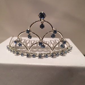 Blue stone tiara