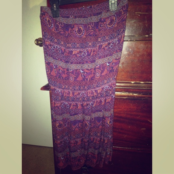 Sleeveless tribal print rompers