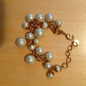Final Sale Stella and dot pearl cluster bracelet