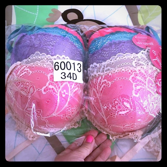 Brand New Bras 34D