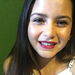 Meet your Posher, Daniela