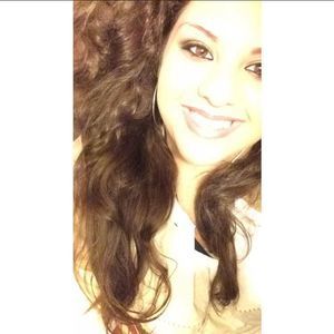 Meet your Posher, Nadia