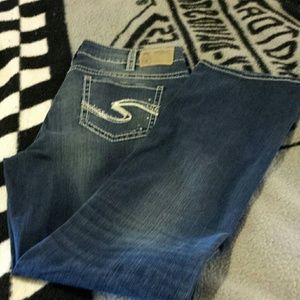 💥NWOT Silver suki jeans 18/33