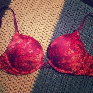 Victoria's Secret Bombshell Miraculous Plunge Bra
