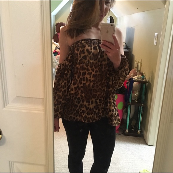 Cheetah strapless top - Picture 1 of 3