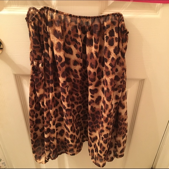 Cheetah strapless top - Picture 3 of 3