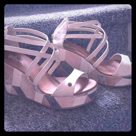 Volcom wedges