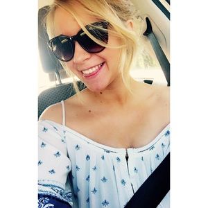 Meet your Posher, Rachel