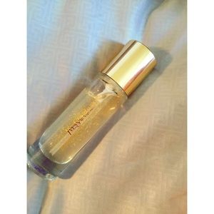 Yves Saint Laurent Primer