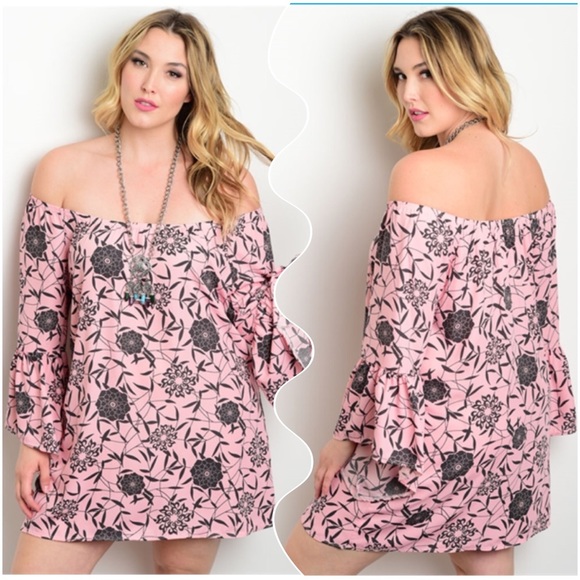 🎉🎉 Off Shoulder Dress🎊🎊