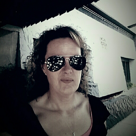 Meet your Posher, Tereasa