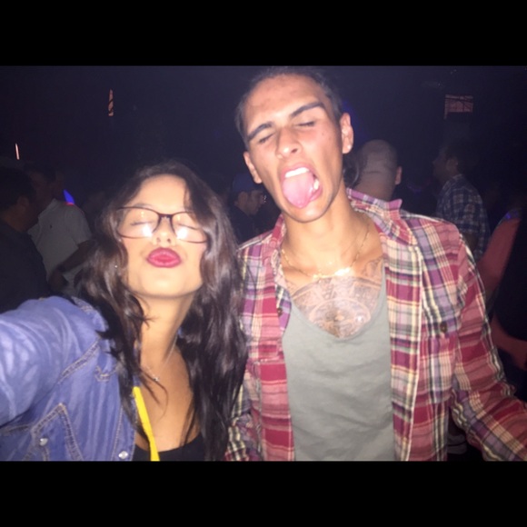 Meet your Posher, Leandra