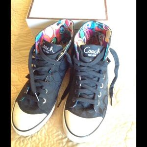 Coach high top Sneaker / Tennis Shoes.  Size 7