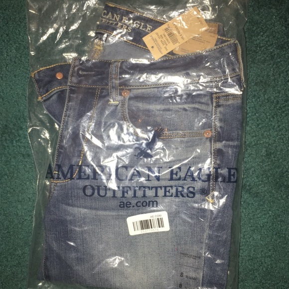 NWT American Eagle Skinny Kick jeans