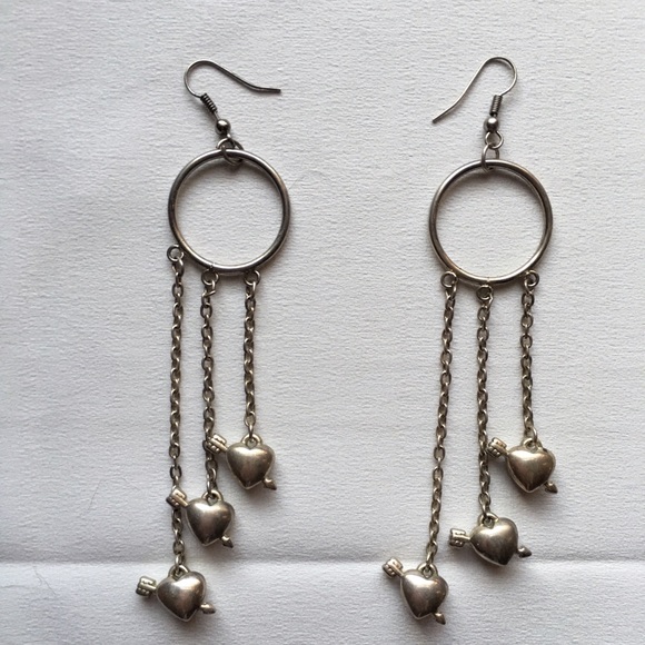 dangly heart & arrow earrings