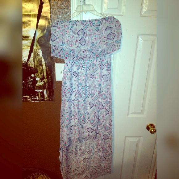 Dresses & Skirts - White Aztec Design Dress Dresses & Skirts - White Aztec Design Dress