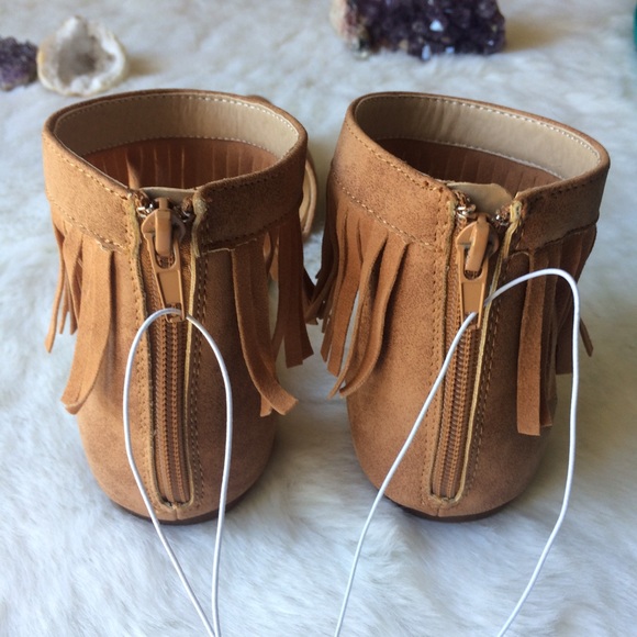 Fringe Pointed Toe Sandals - Picture 3 of 4