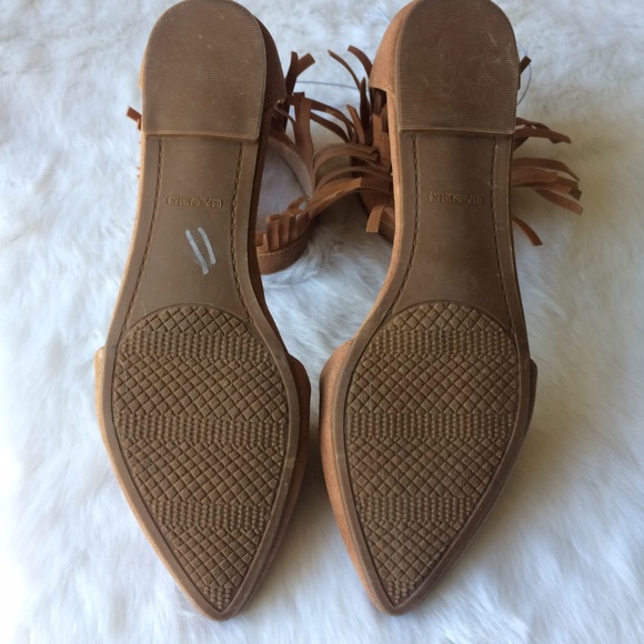 Fringe Pointed Toe Sandals - Picture 4 of 4