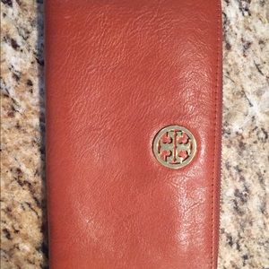 Tory Burch Brown Leather Wallet