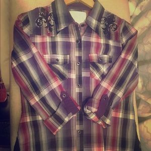 One women's button up collared blouse