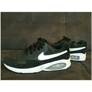 BRAND NEW Nike Air Max