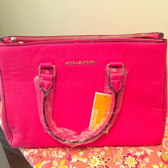 MK Purse