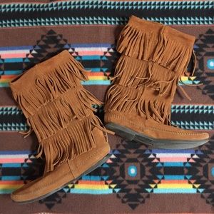 Minnetonka Three Layer Fringe Boots