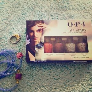 O.P.I All Stars 4 color mini set! Brand New! 💅🏼