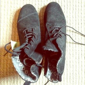 TOMS Alpha Black Suede Boot - new with tags.