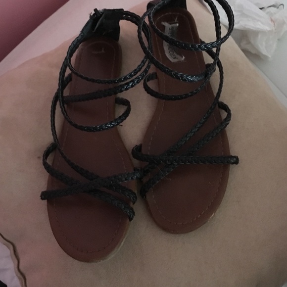 STEVE MADDEN GLADIATORS