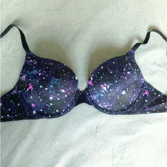 VS Pink Galaxy Wear Everywhere Pushup Bra