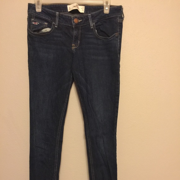 Hollister Skinny Jeans - Picture 2 of 3