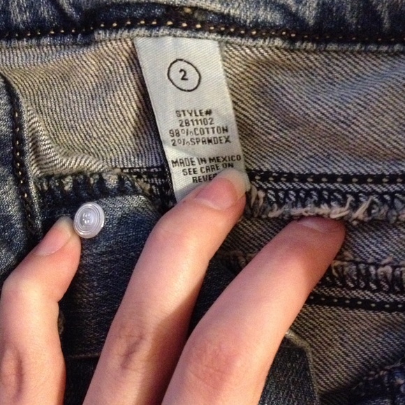 High waisted shorts! - Picture 3 of 3