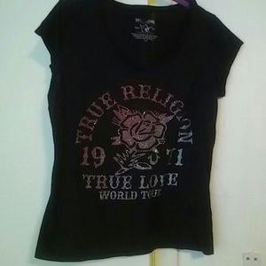 Black True Religion shirt