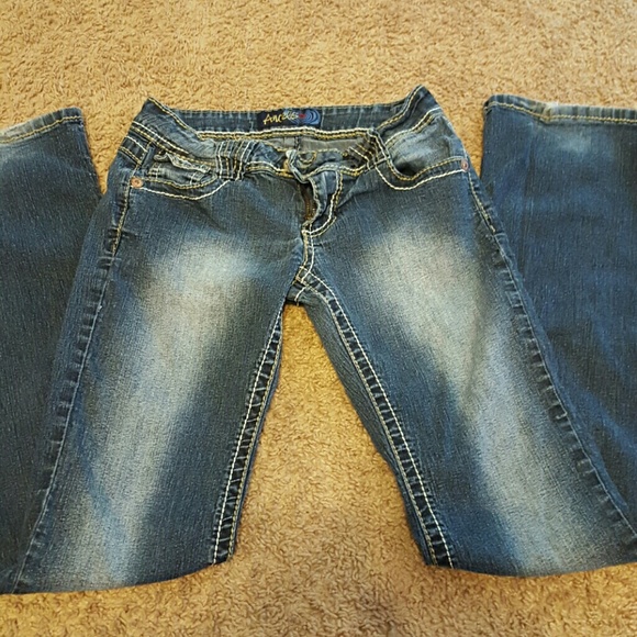 Jeans - Picture 2 of 2