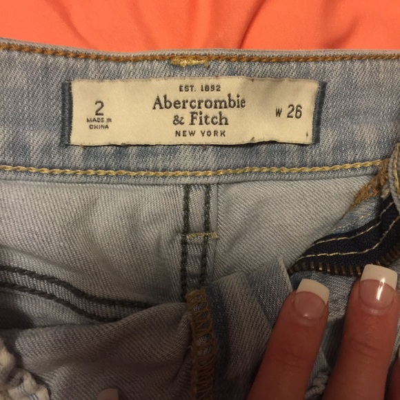 Abercrombie and Fitch Jean Shorts - Picture 3 of 3
