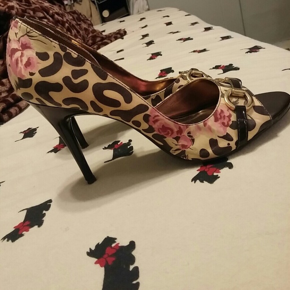 Carlos Santana high heels barley worn - Picture 3 of 4