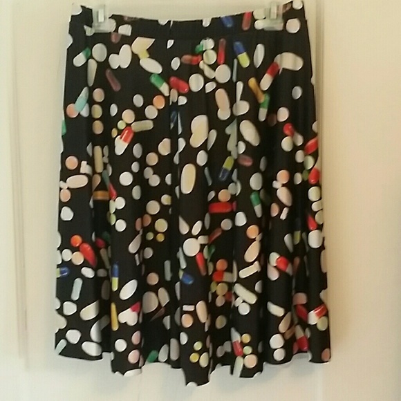Pills skirt