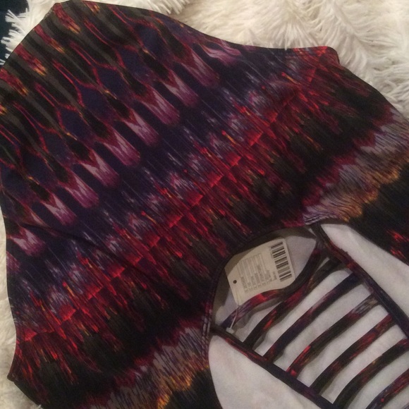 Urban Outfitter Out From Under Ladderback Swimsuit - Picture 4 of 4